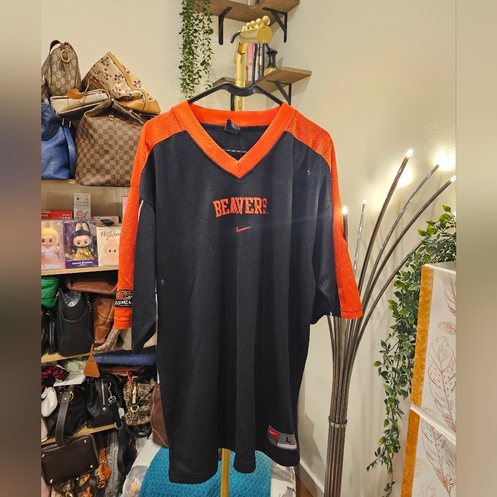 Vintage Nike Black and Orange Beavers Men's Jersey Shirt